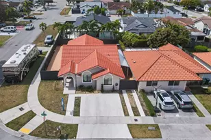 800 NW 133rd Ave, Miami, FL 33182 - Photo 3