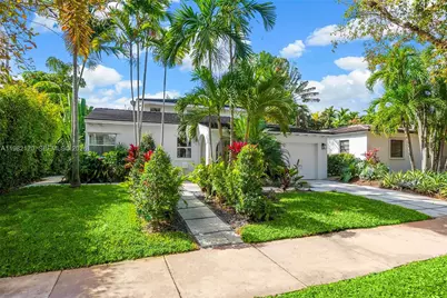 14 San Sebastian Ave, Coral Gables, FL 33134 - Photo 3
