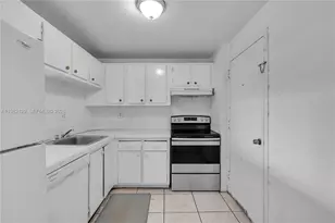 9001 SW 77th Ave, Miami, FL 33156 - Photo 7