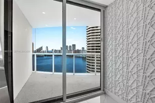 4000 Island Blvd, Aventura, FL 33160 - Photo 23