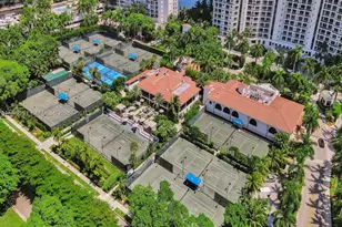 4000 Island Blvd, Aventura, FL 33160 - Photo 51