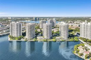 4000 Island Blvd, Aventura, FL 33160 - Photo 49