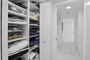 4000 Island Blvd, Aventura, FL 33160 - Photo 27