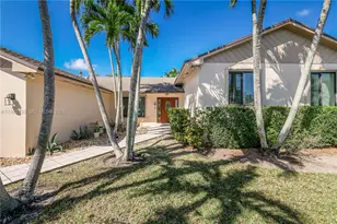 11541 SW 100th St, Miami, FL 33176 - Photo 3