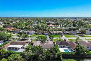 11541 SW 100th St, Miami, FL 33176 - Photo 43