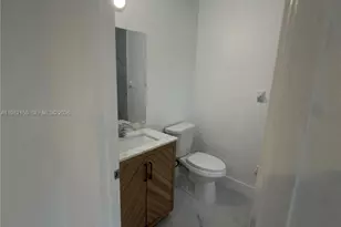 689 NW 6th St, Florida City, FL 33034 - Photo 11