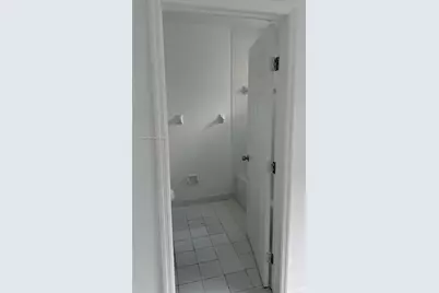 689 NW 6th St #689, Florida City, FL 33034 - Photo 5
