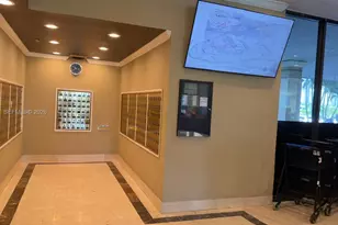 400 Kings Point Dr, Sunny Isles Beach, FL 33160 - Photo 21