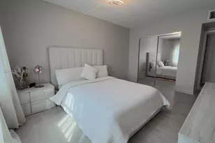 400 Kings Point Dr, Sunny Isles Beach, FL 33160 - Photo 13