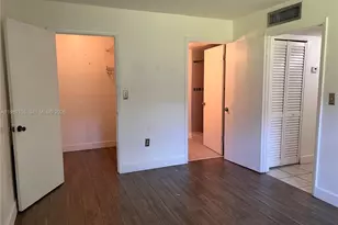 15610 SW 80th St, Miami, FL 33193 - Photo 7