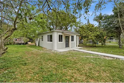 513 NW 99th St, Miami, FL 33150 - Photo 11