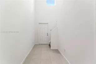 10722 Moon Rise Ln, Port Saint Lucie, FL 34987 - Photo 5