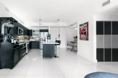 90 SW 3rd St #2116, Miami, FL 33130 - Photo 5