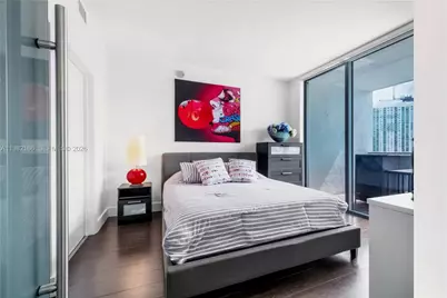 90 SW 3rd St #2116, Miami, FL 33130 - Photo 11