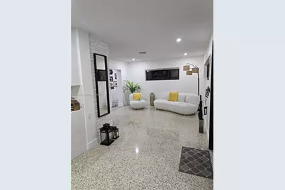 9460 Martinique Dr, Cutler Bay, FL 33189 - Photo 5