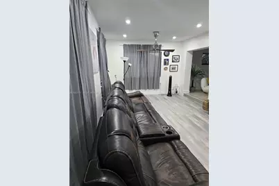 9460 Martinique Dr, Cutler Bay, FL 33189 - Photo 25