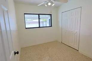 9460 Martinique Dr, Cutler Bay, FL 33189 - Photo 19