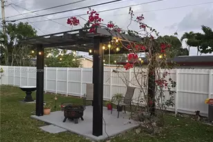 9460 Martinique Dr, Cutler Bay, FL 33189 - Photo 33