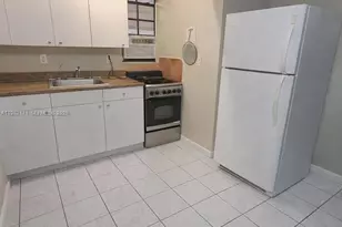 7866 NW 174th St, Hialeah, FL 33015 - Photo 7