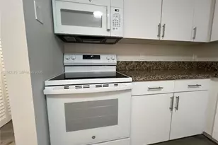 21133 SW 85th Ave, Cutler Bay, FL 33189 - Photo 19