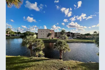 8595 Sunrise Lakes Blvd #207, Sunrise, FL 33322 - Photo 23