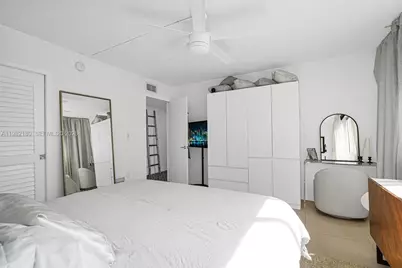 1605 Bay Rd #201, Miami Beach, FL 33139 - Photo 19