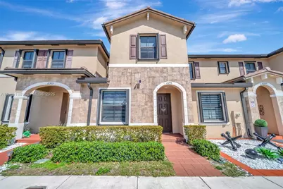 11295 W 34th Way, Hialeah Gardens, FL 33018 - Photo 3