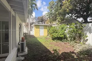 1025 SW 12th St, Miami, FL 33129 - Photo 3