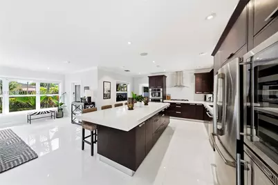 1133 NE 88th St, Miami, FL 33138 - Photo 13