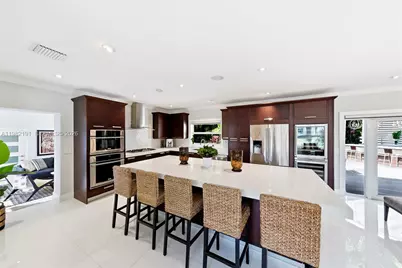 1133 NE 88th St, Miami, FL 33138 - Photo 9