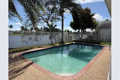 3720 NW 116th Ter, Sunrise, FL 33323 - Photo 3