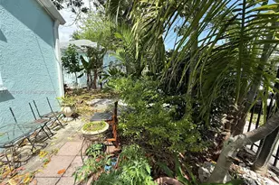 294 NE 57th St, Miami, FL 33137 - Photo 33
