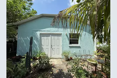 294 NE 57th St, Miami, FL 33137 - Photo 3