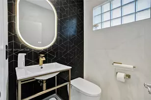 2163 NW 157th Ln, Pembroke Pines, FL 33028 - Photo 35