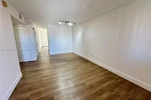 4681 NW 9th St, Miami, FL 33126 - Photo 3