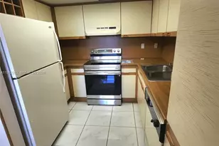 8827 SW 123rd Ct, Miami, FL 33186 - Photo 3