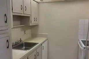 16215 NE 18th Ct, North Miami Beach, FL 33162 - Photo 11