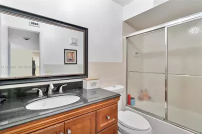 10304 Fairway Rd, Pembroke Pines, FL 33026 - Photo 29