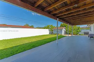 2023 SW 99th Ave, Miami, FL 33165 - Photo 25