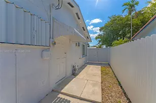 2023 SW 99th Ave, Miami, FL 33165 - Photo 21