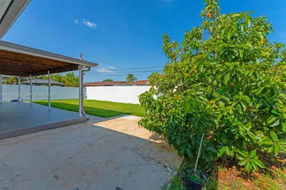 2023 SW 99th Ave, Miami, FL 33165 - Photo 29