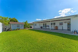 2023 SW 99th Ave, Miami, FL 33165 - Photo 27