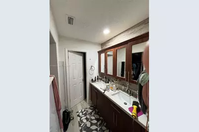 13485 SW 28th St, Miami, FL 33175 - Photo 15