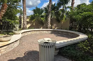 106 Riverwalk Cir E, Plantation, FL 33325 - Photo 5