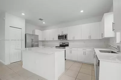23339 SW 133rd Ave #23339, Homestead, FL 33032 - Photo 5