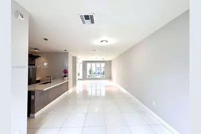 6458 NW 103rd Psge, Doral, FL 33178 - Photo 9