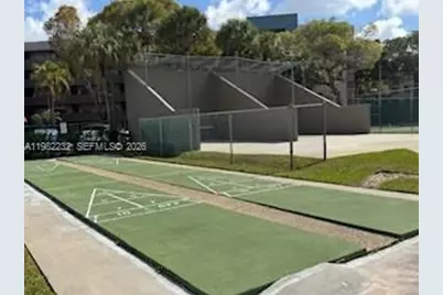 1100 Colony Point Cir #509, Pembroke Pines, FL 33026 - Photo 9