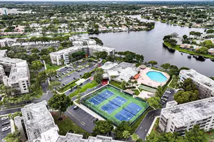 1100 Colony Point Cir, Pembroke Pines, FL 33026 - Photo 13