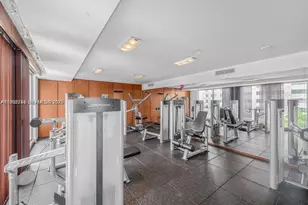 335 S Biscayne Blvd, Miami, FL 33131 - Photo 19