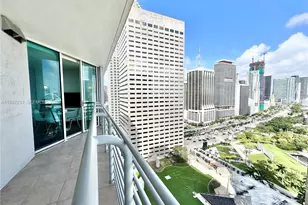 335 S Biscayne Blvd, Miami, FL 33131 - Photo 15